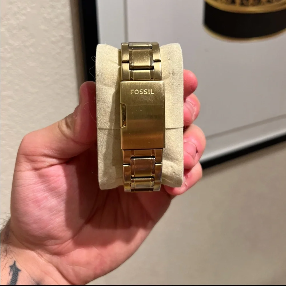 Good Fossil Watch - Picture 2 of 2